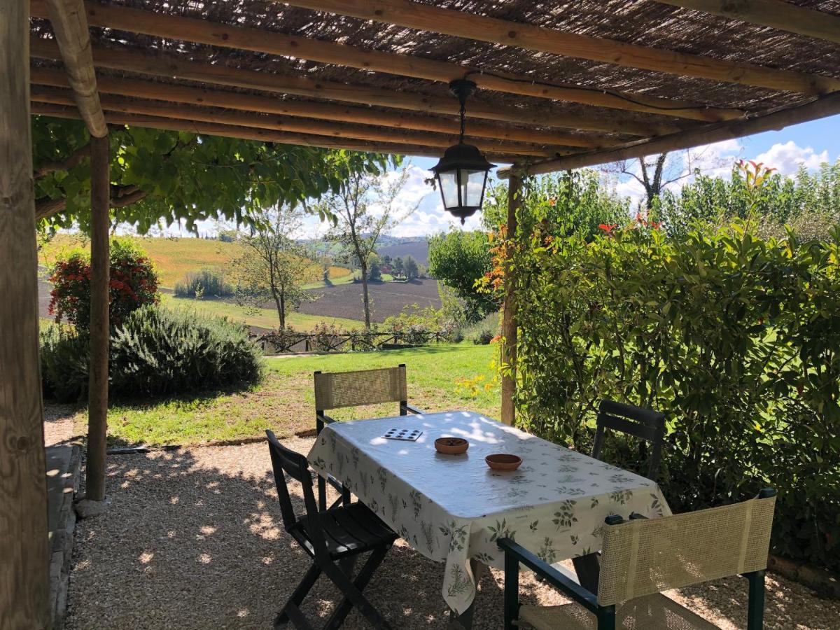 Vigna Sant' Amico Country House Morro d'Alba Exterior photo